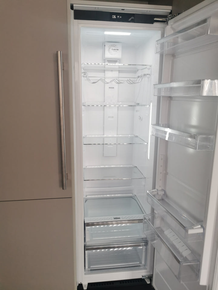 Stainless steel fridge-freezer – Built-in, ready for front panel